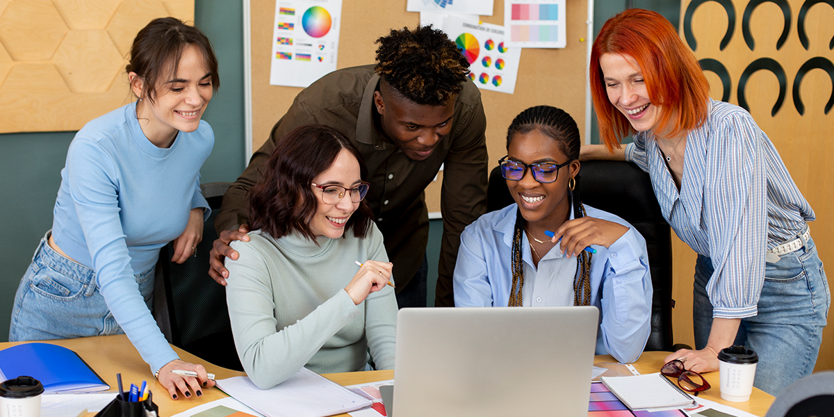 What IT Departments Must Do to Stay Compliant Regulations - Magic AAIT EN